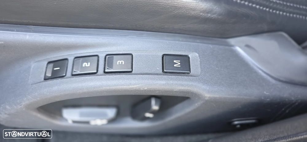 Volvo V60 2.0 D3 VOR Geartronic - 17