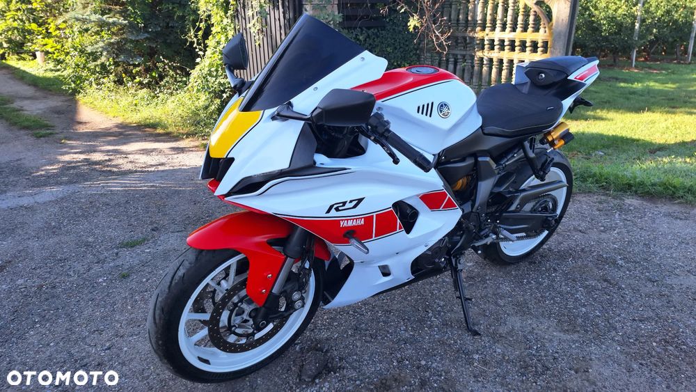 Yamaha R7 - 33
