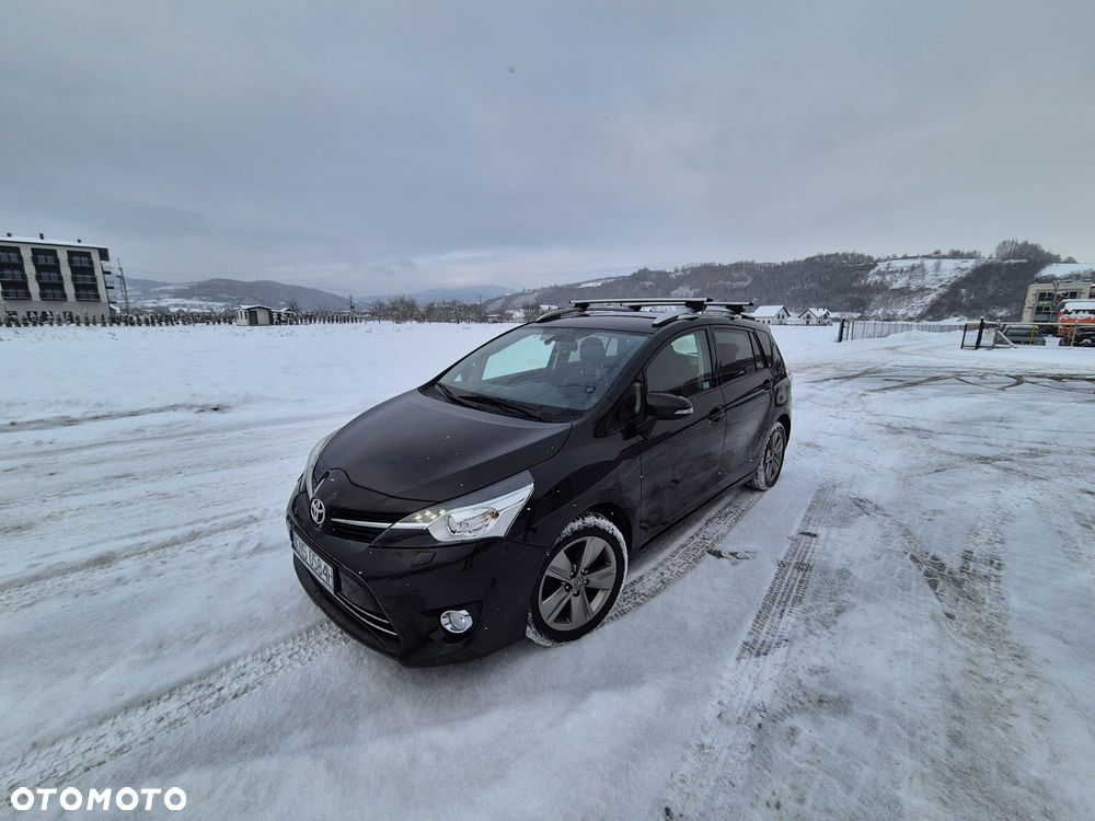 Toyota Verso - 5