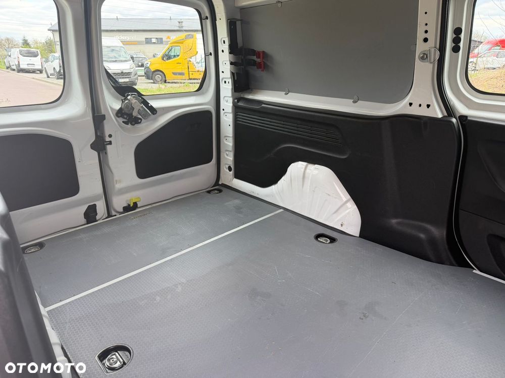 Peugeot PARTNER - 18