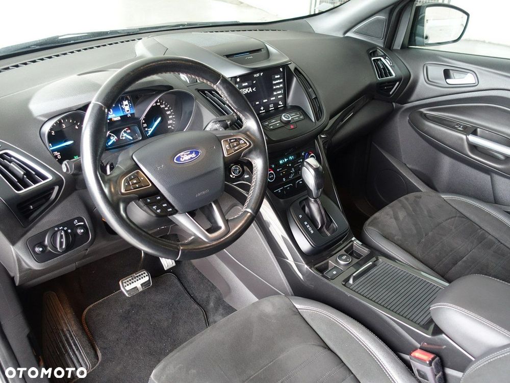 Ford Kuga 2.0 TDCi AWD ST-Line - 13