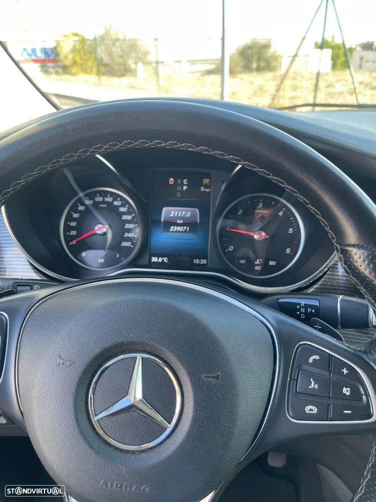 Mercedes-Benz V Klasse 250 - 26
