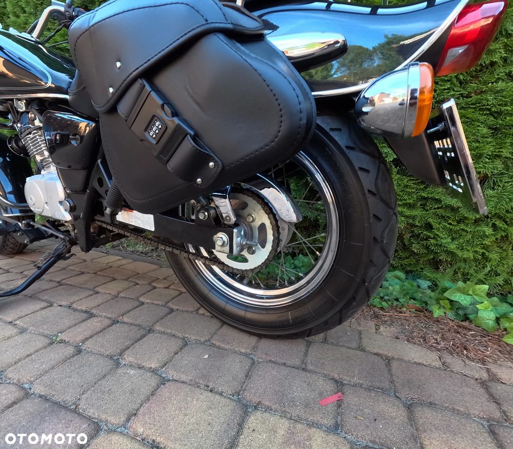 Suzuki Marauder - 14