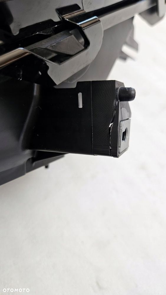 LAMPA LEWA PRZÓD LEXUS NX I LIFT 2017- SOCZEWKA LED - 2