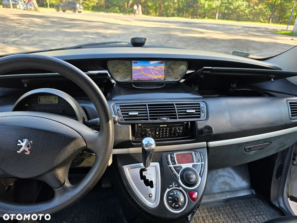 Peugeot 807 HDi 170 Bi-Turbo Automatik Platinum - 12