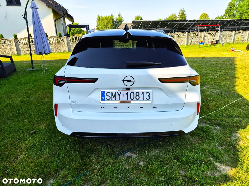 Opel Astra 1.2 T GS Line S&S - 10