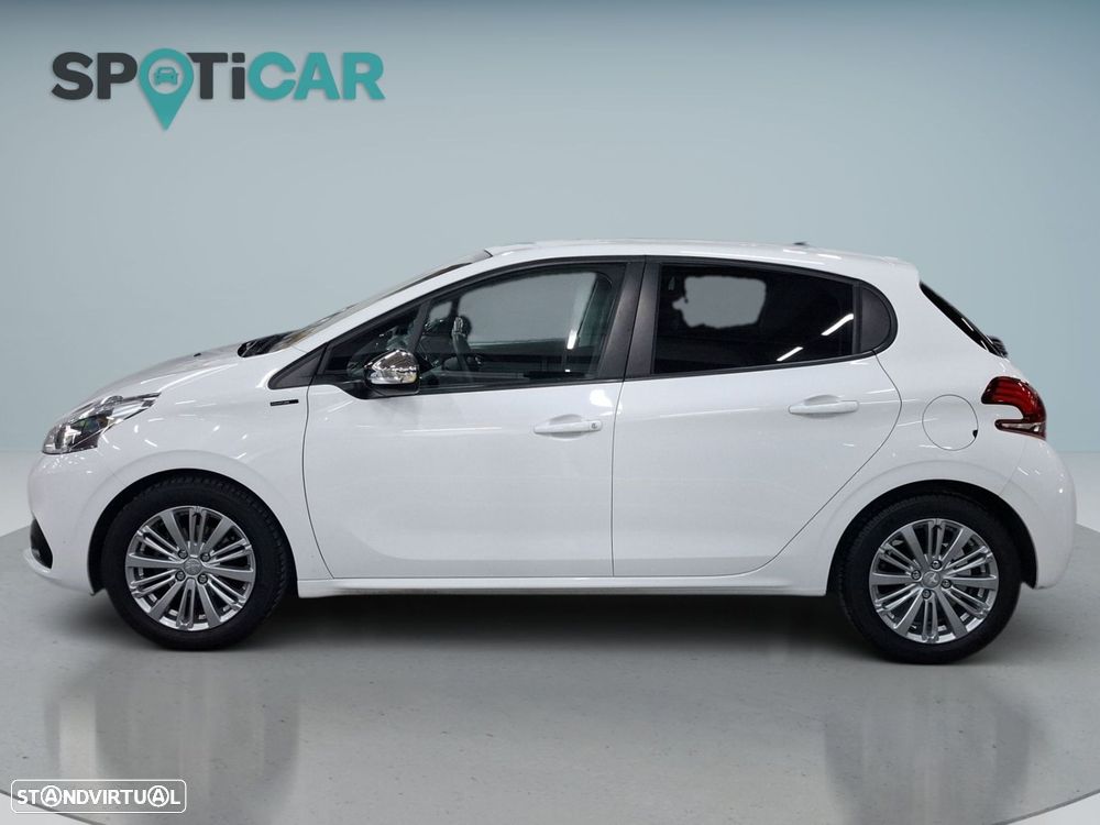 Peugeot 208 1.2 PureTech Signature - 5