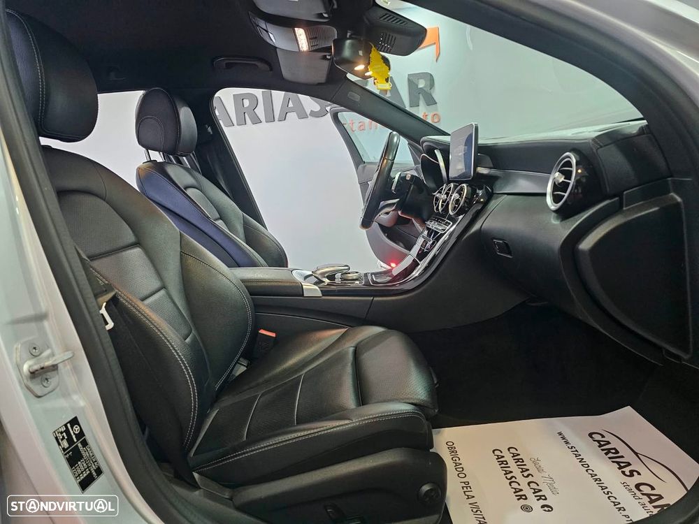 Mercedes-Benz C 300 h AMG Line - 12
