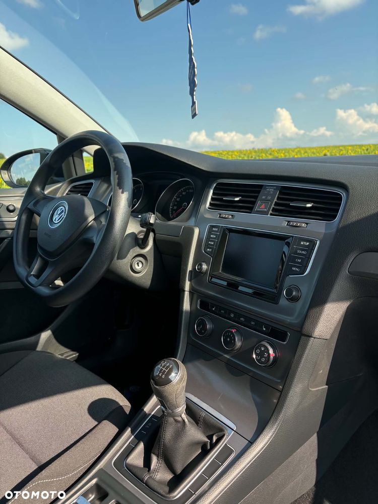 Volkswagen Golf 1.2 TSI BMT Comfortline - 15