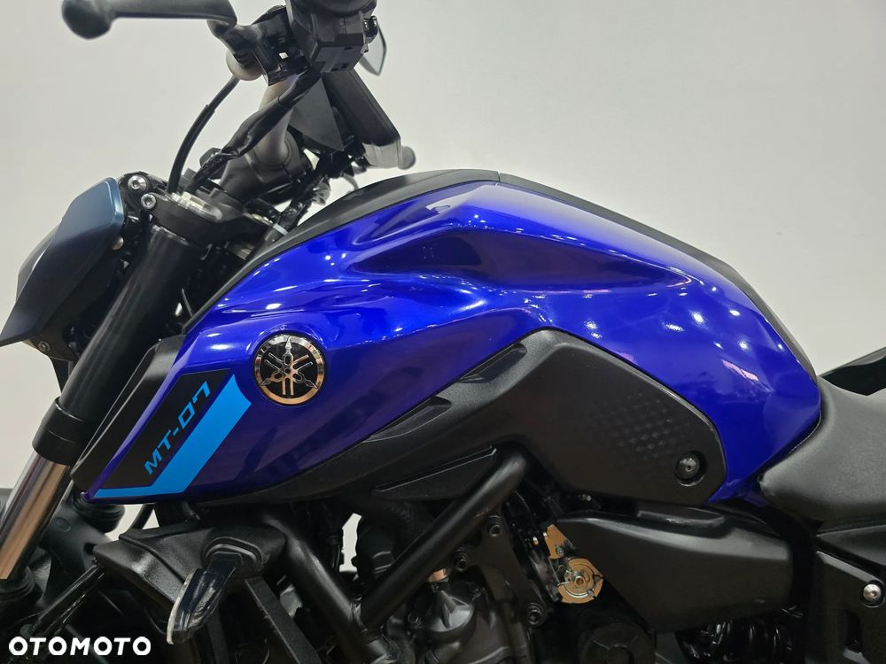 Yamaha MT - 16