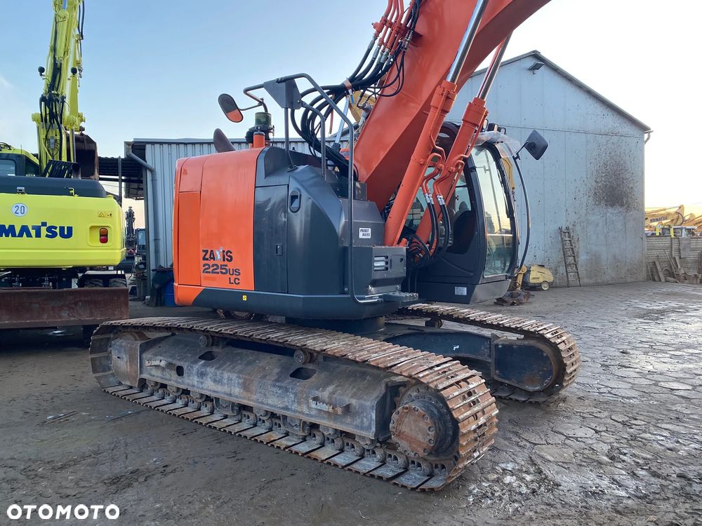 Hitachi ZX225USLC-5, 2013 ROK, KRÓTKI TYŁ, PODWOZIE 80% DOBRE, Z NIEMIEC - 16