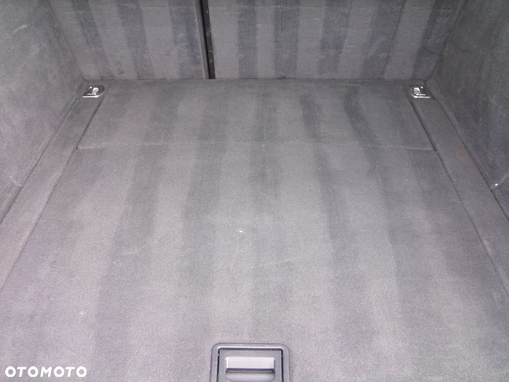 Audi A4 Avant 2.0 TDI e DPF Ambition - 10