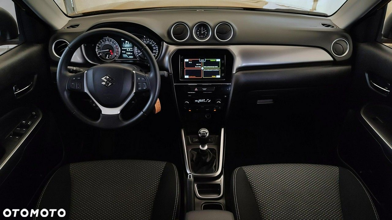 Suzuki Vitara - 26