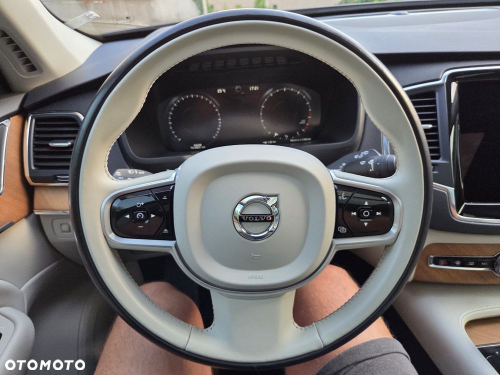 Volvo XC 90 T5 AWD Momentum - 22