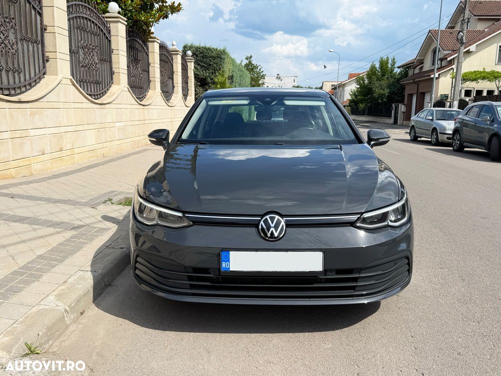 Volkswagen Golf - 6