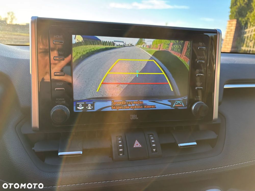 Toyota RAV4 2.5 Hybrid Black Edition by JBL 4x4 - 13