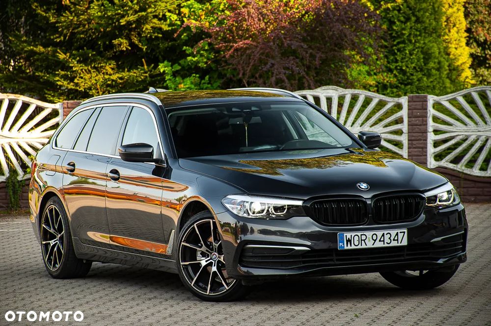 BMW Seria 5 520d Luxury Line sport - 13