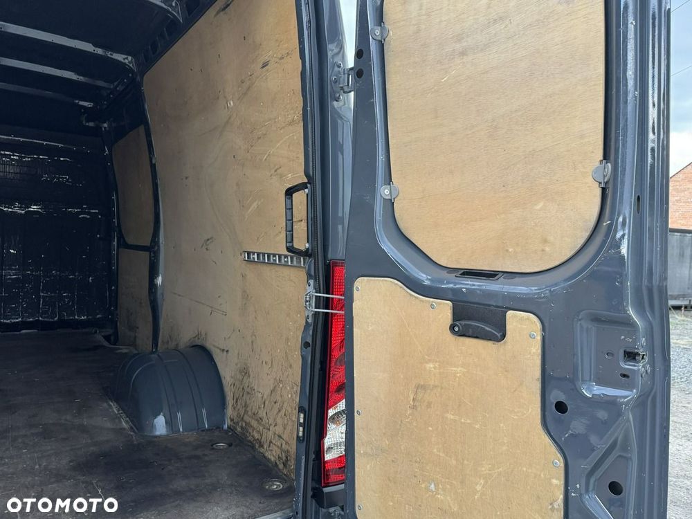 Iveco Daily 35C18 - 18