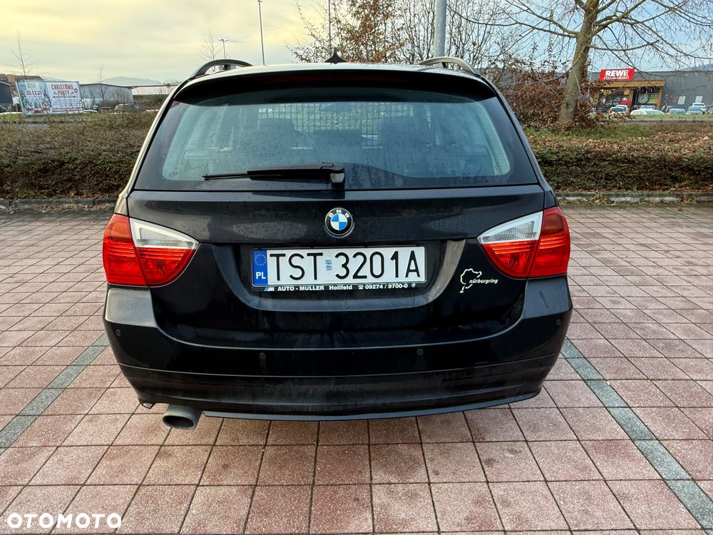 BMW Seria 3 318i Edition Exclusive - 8