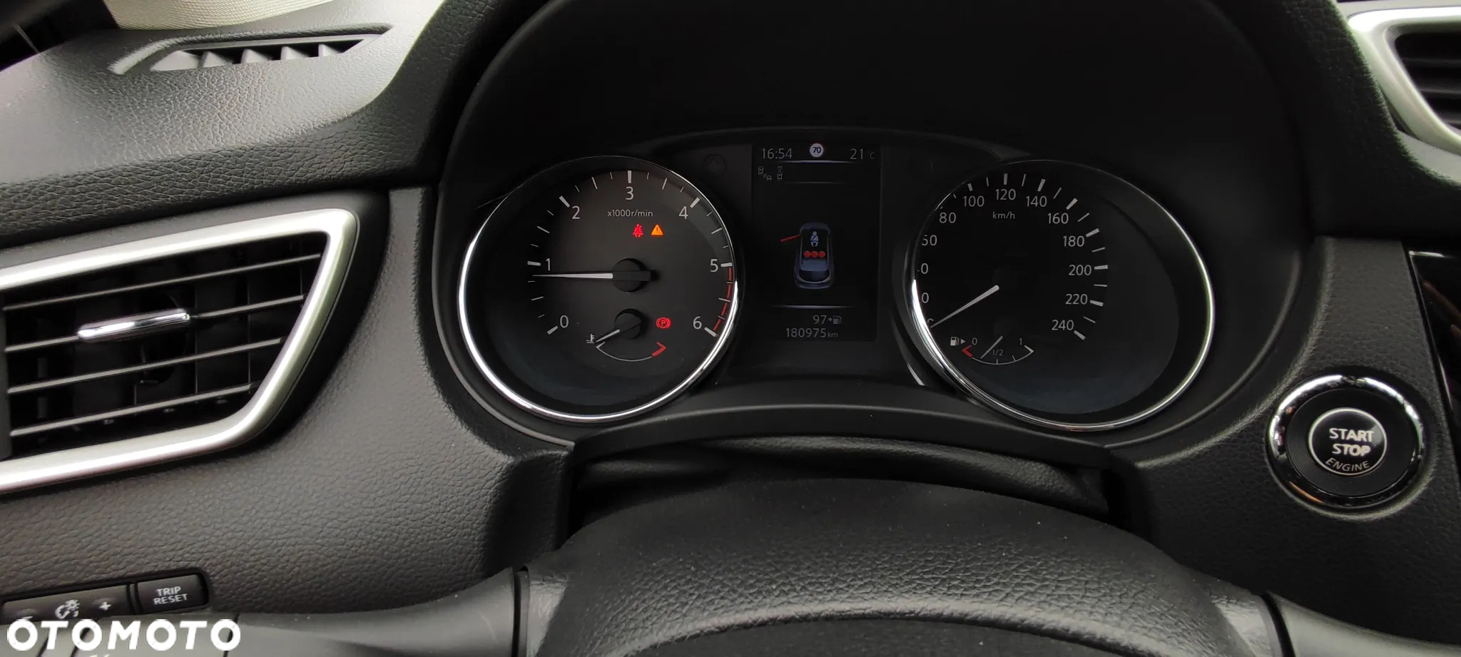 Nissan Qashqai - 27