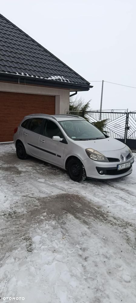 Renault Clio - 1