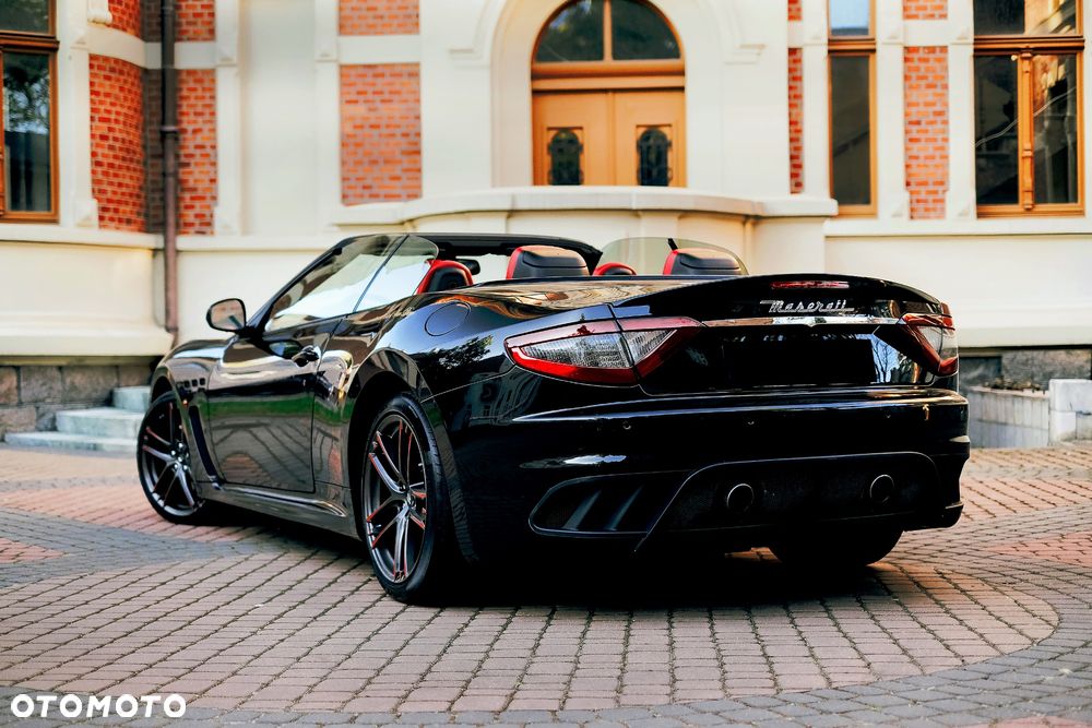 Maserati GranCabrio MC - 6