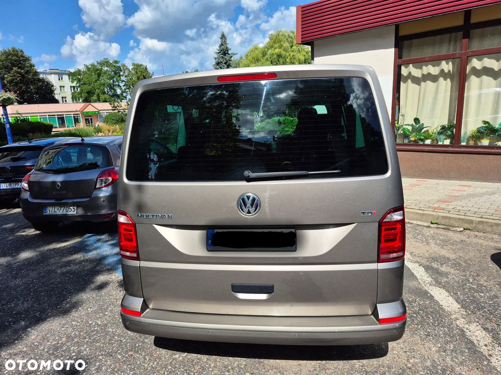 Volkswagen Multivan - 9