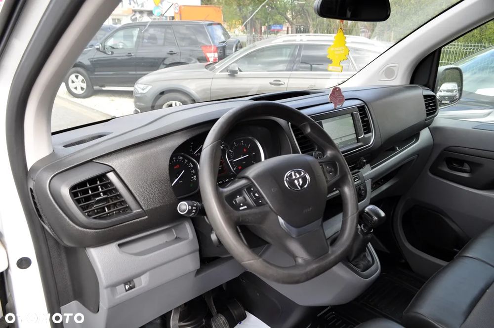 Toyota PROACE - 16