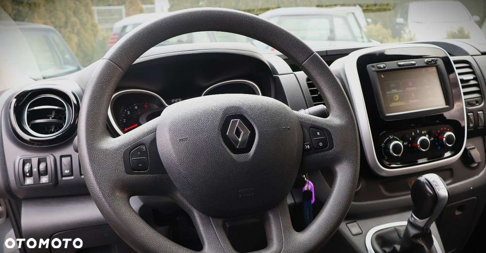 Renault Trafic - 13
