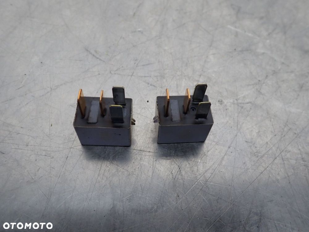 PRZEKAŹNIK SUBARU JUSTY G3X - 2