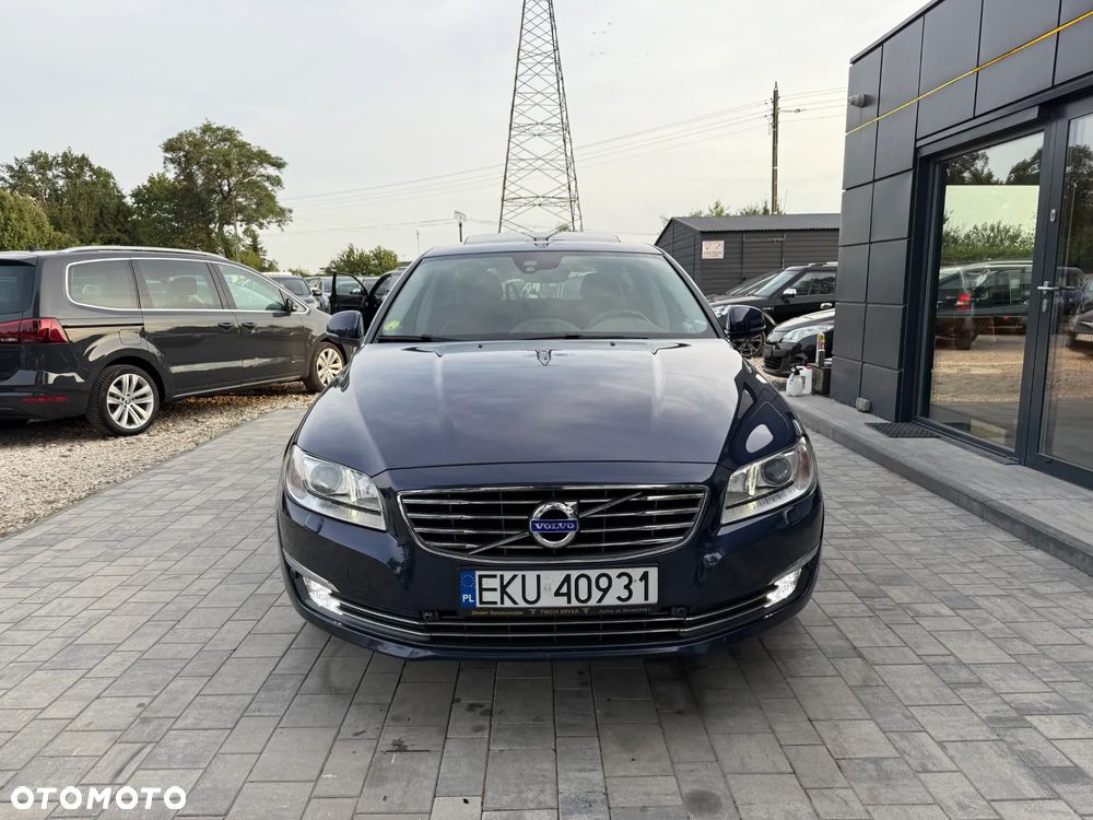 Volvo V70 D4 Momentum - 14