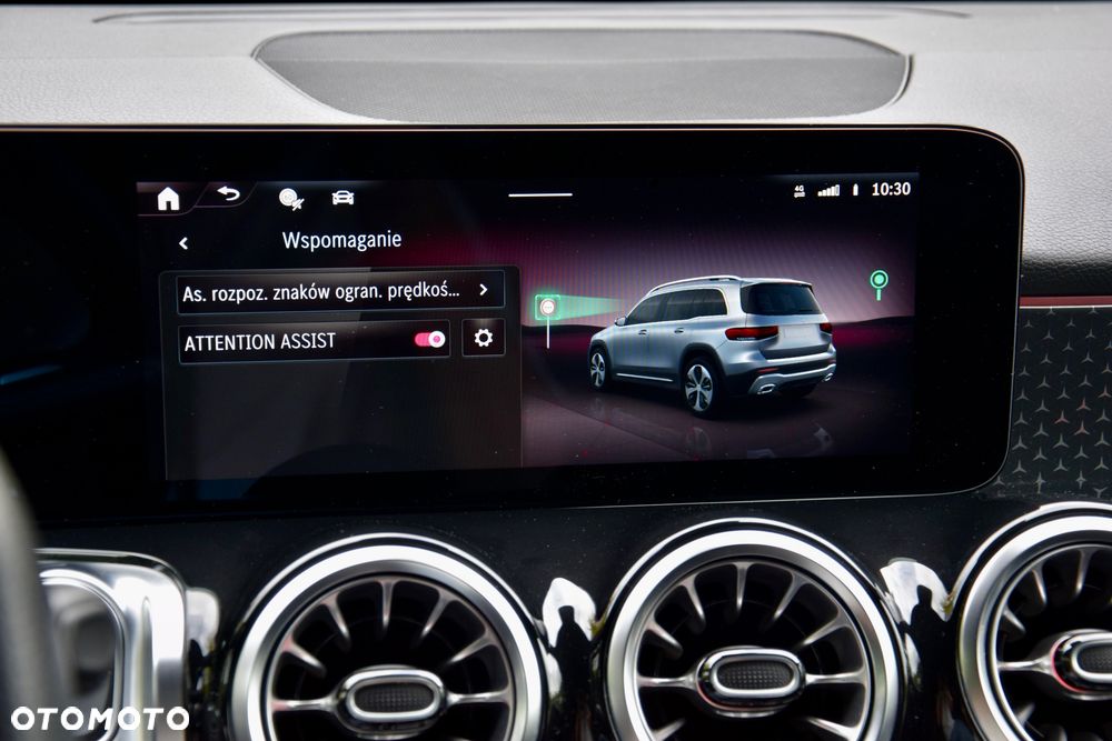 Mercedes-Benz GLB 200 d 4-Matic AMG Line 8G-DCT - 29