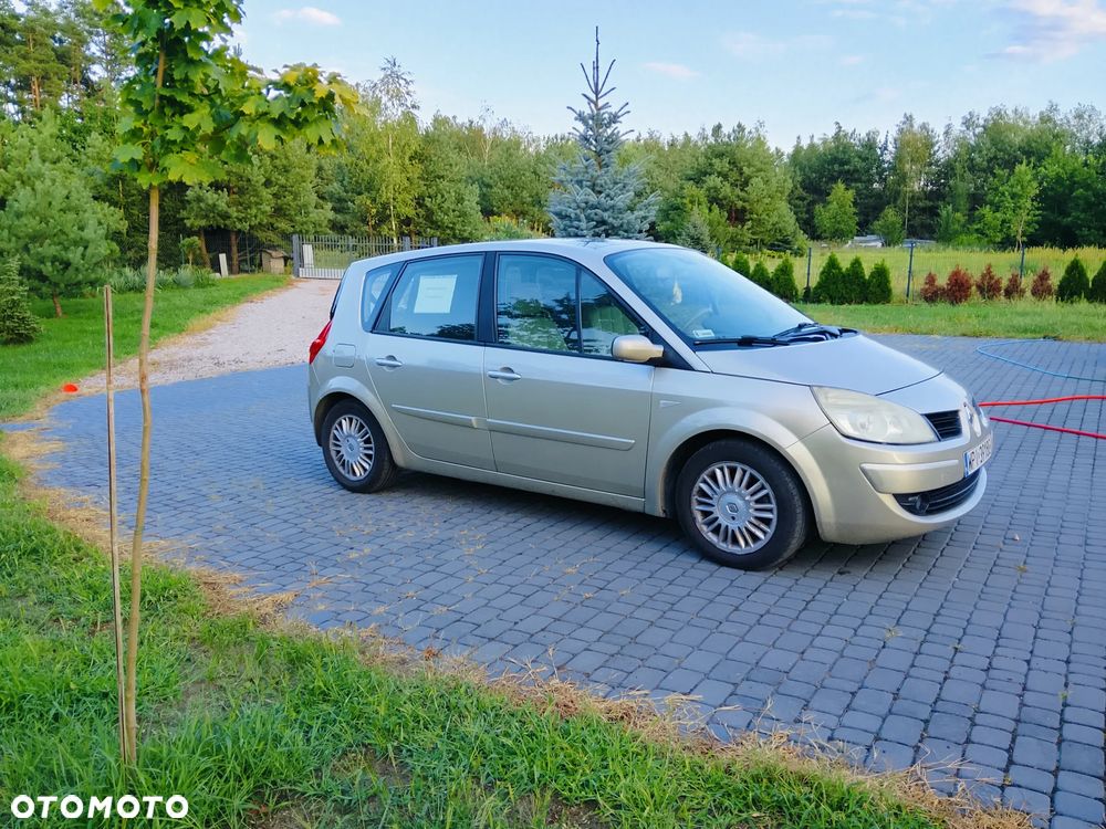 Renault Scenic - 2