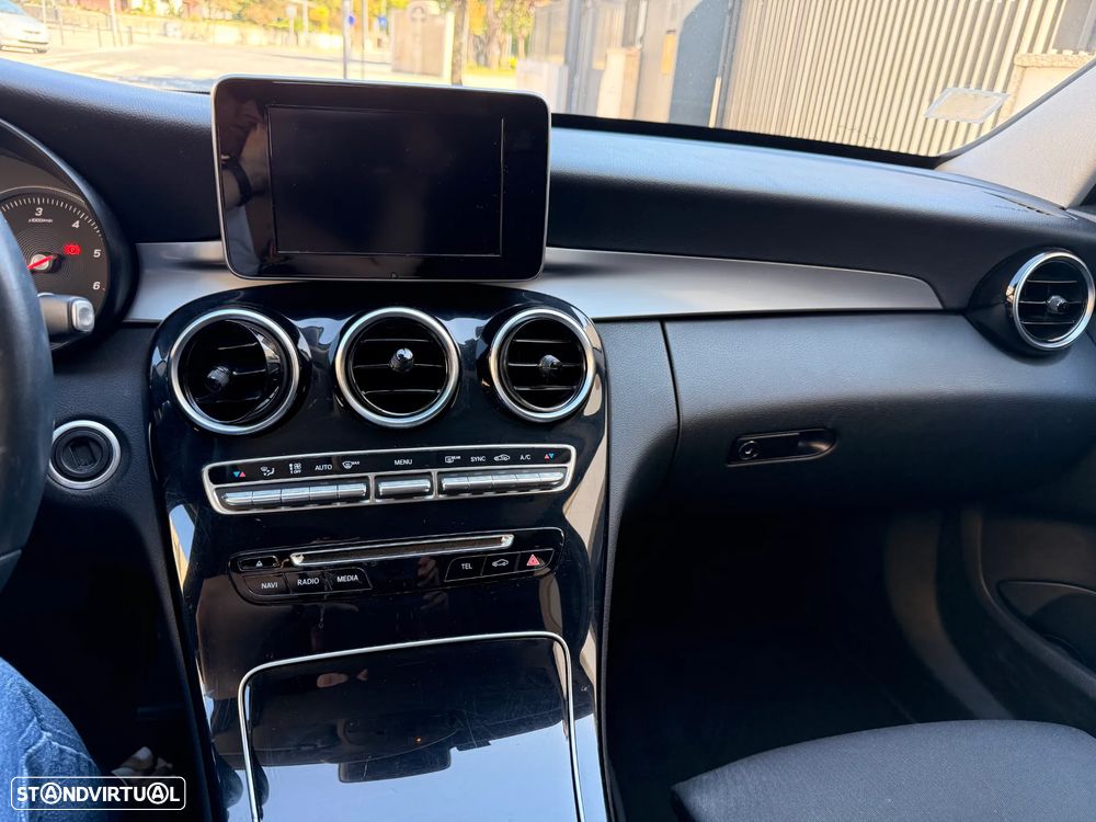 Mercedes-Benz C 220 - 6