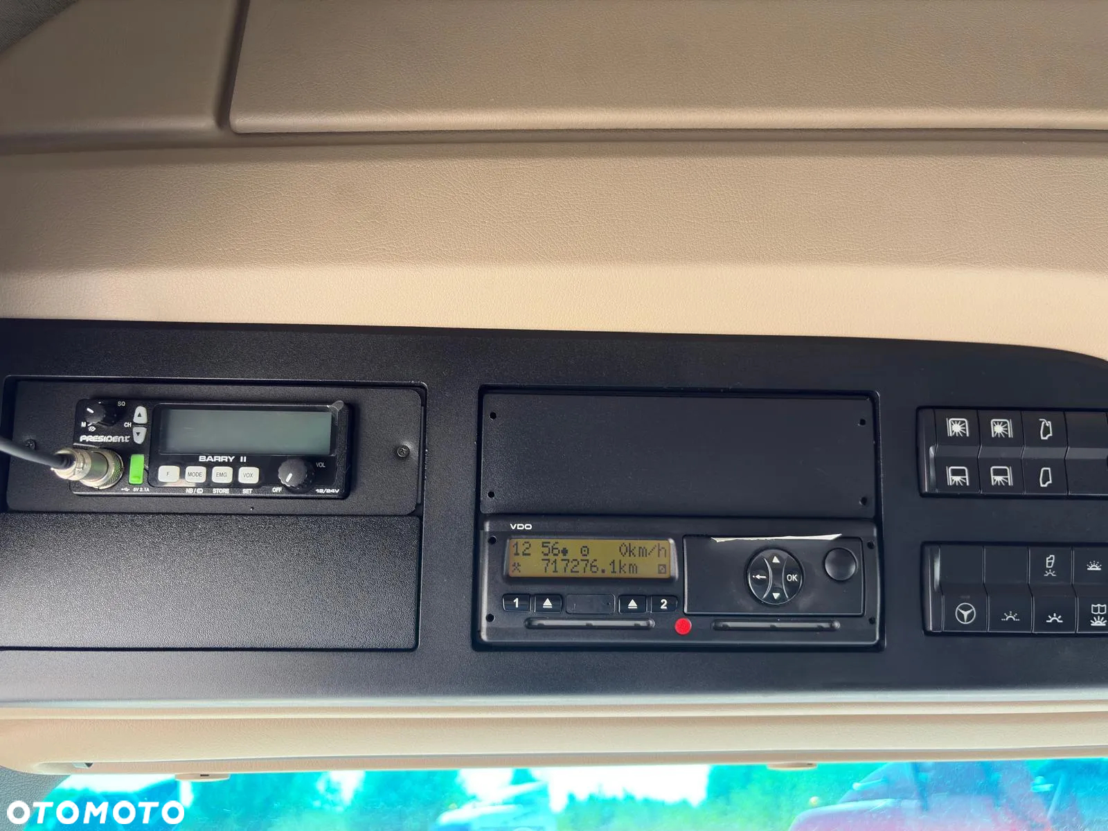 Mercedes-Benz ACTROS 1845 / 2016r / STANDARD - 18