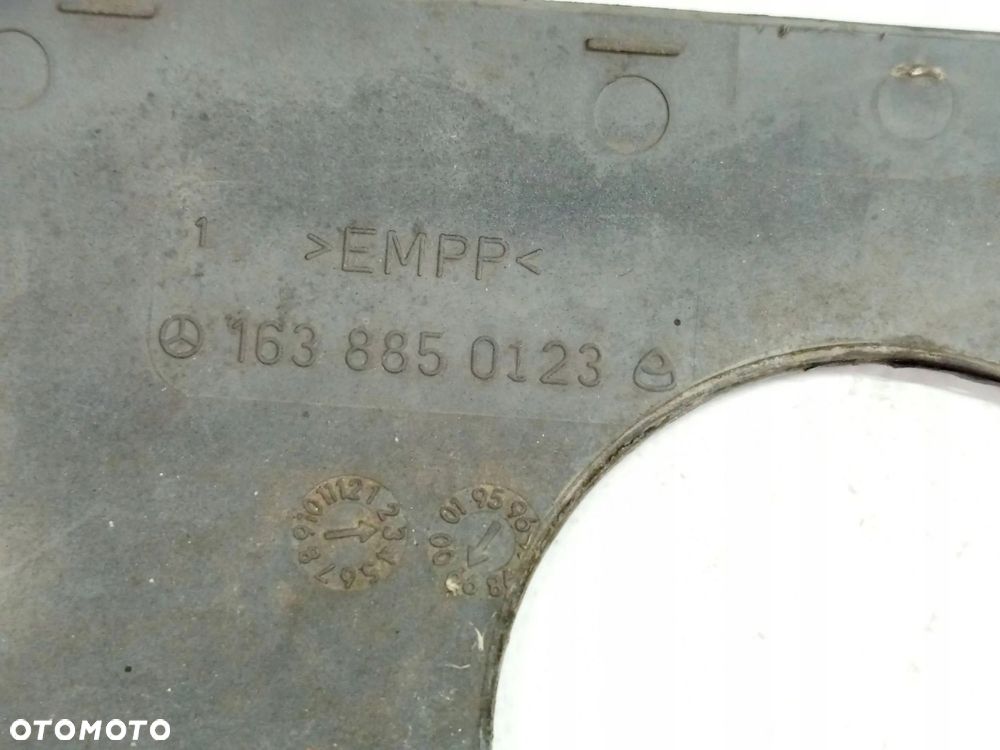 MERCEDES W163 ML ZAŚLEPKA ZDERZAKA TYŁ POD HAK A1638850123 - 5