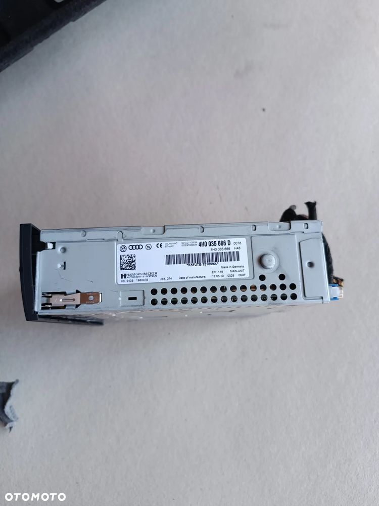 AUDI A8 D4 HARMAN BECKER RADIO TUNER CZYTNIK CD MULTIMEDIA 4H0035666D Z WIĄZKĄ - 2