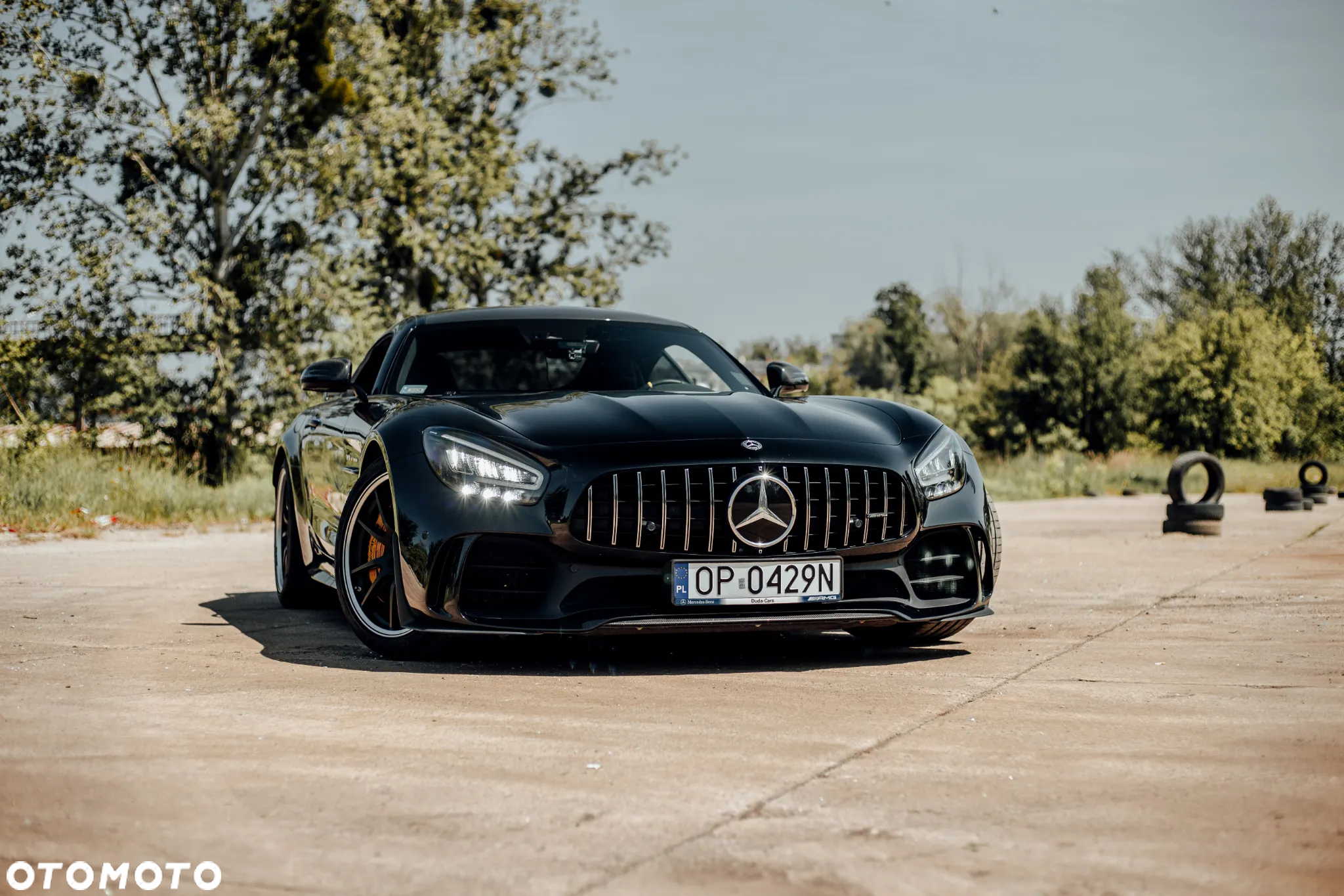 Mercedes-Benz AMG GT R - 4