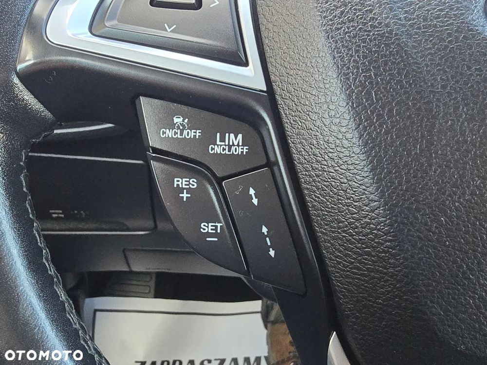 Ford S-Max 2.0 TDCi Titanium PowerShift - 40