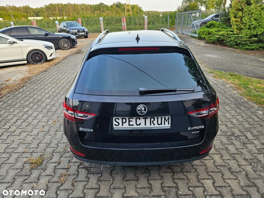 Skoda Superb 2.0 TDI 4x4 DSG Style - 7