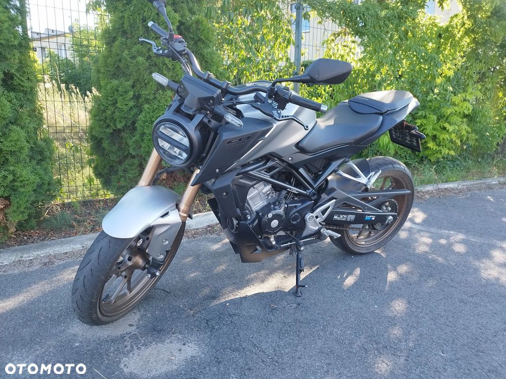 Honda CB - 3