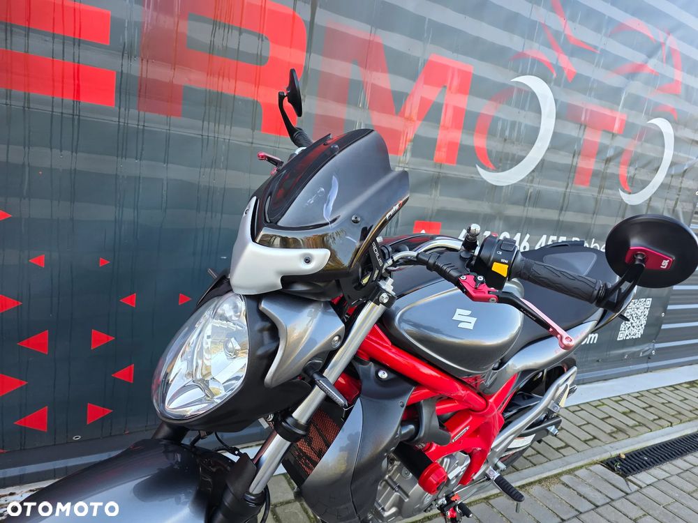 Suzuki Gladius - 11