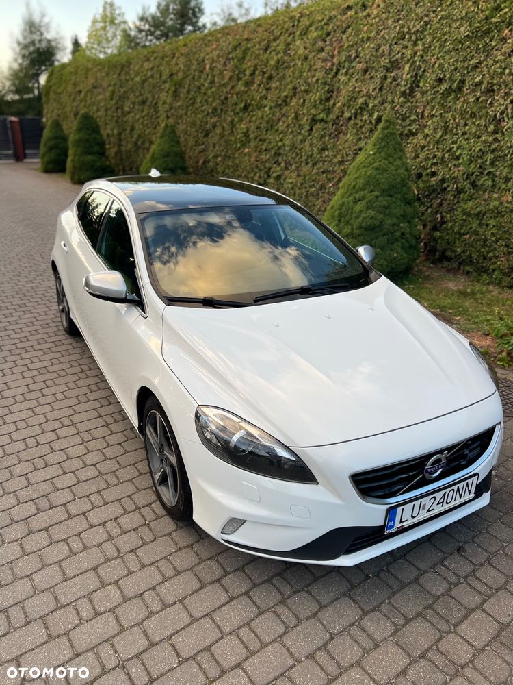 Volvo V40 D2 R-Design - 7