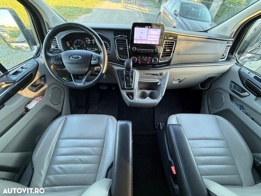 Ford Tourneo Custom Bus 320 2.0 EcoBlue 185 CP L2H1 Titanium Aut. - 10