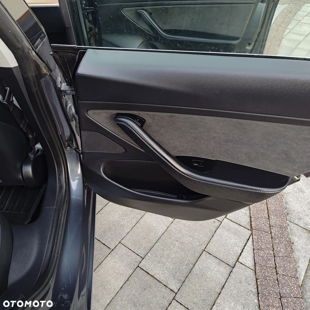 Tesla Model 3 Allradantrieb Dual Motor Performance - 17