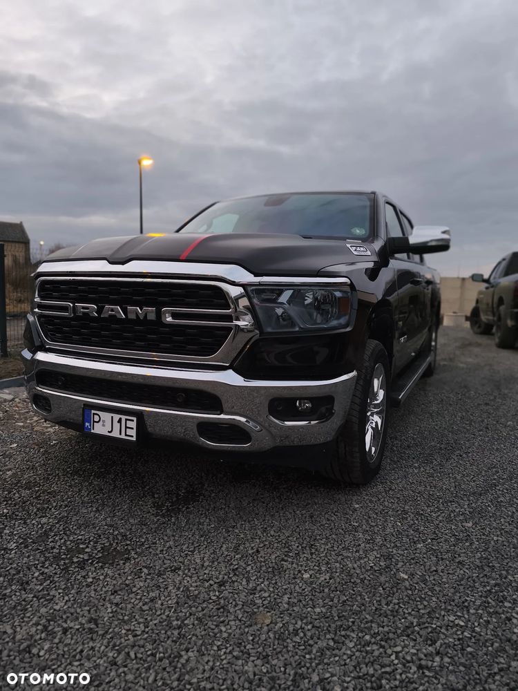 RAM 1500 Crew Cab Shortbed Bighorn - 2