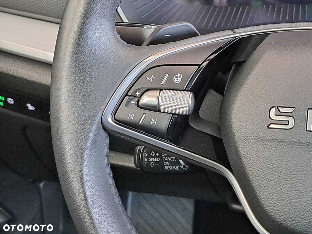Skoda Octavia 1.5 TSI mHEV Selection DSG - 23