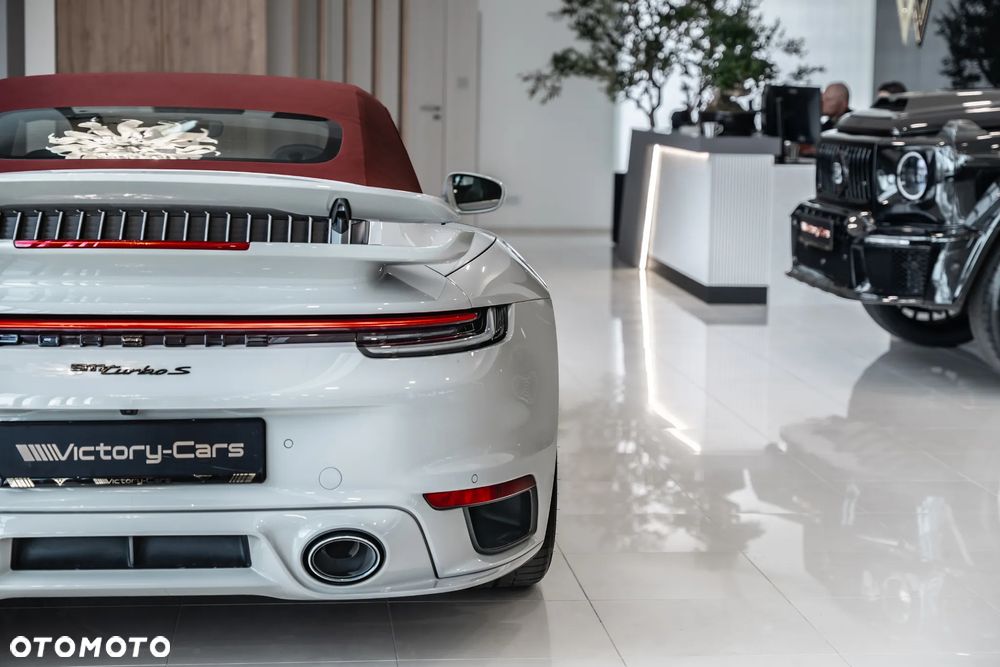 Porsche 911 Turbo S - 22