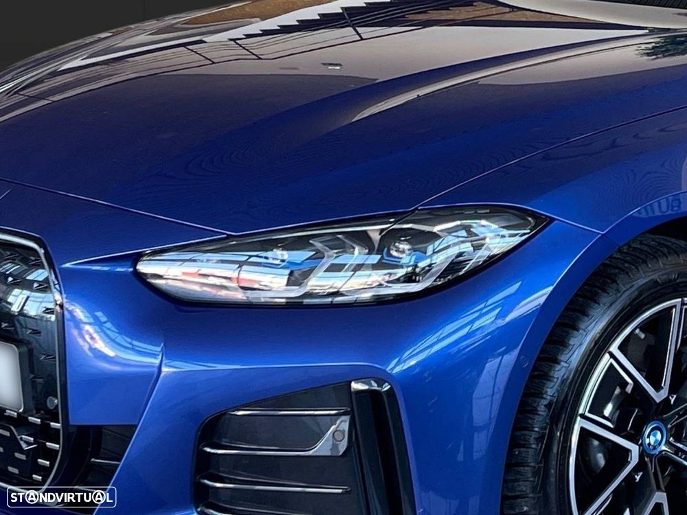 BMW i4 eDrive40 Pack Desportivo M - 14