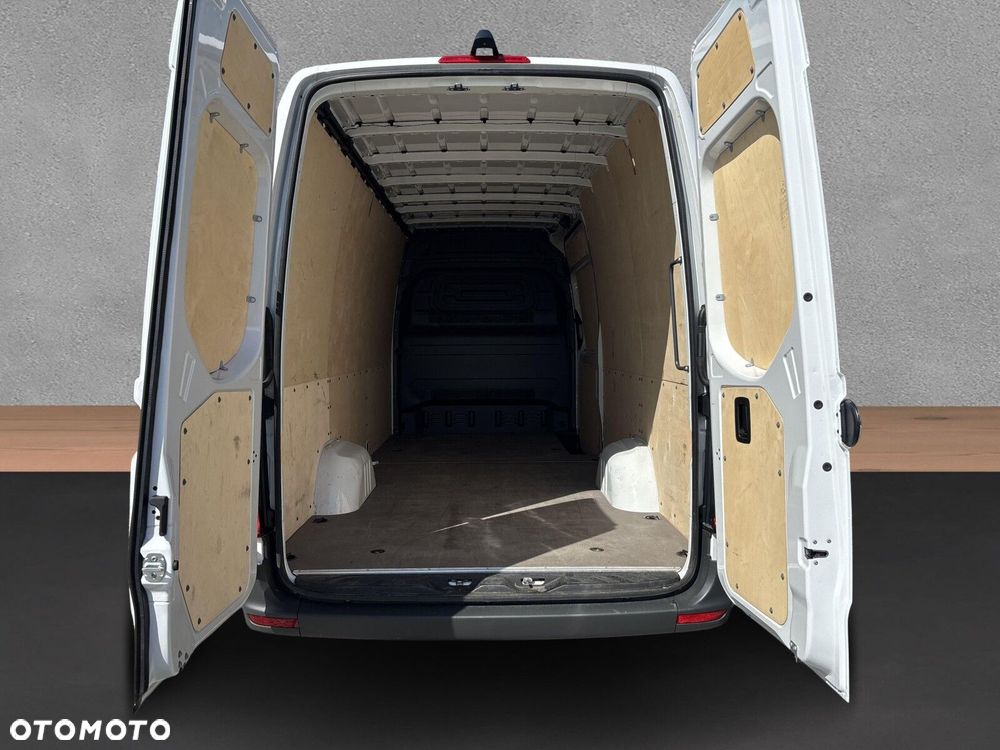 Mercedes-Benz Sprinter - 22